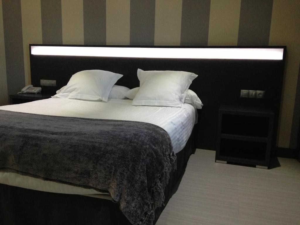 Hotel Adelma Hoznayo Phòng bức ảnh