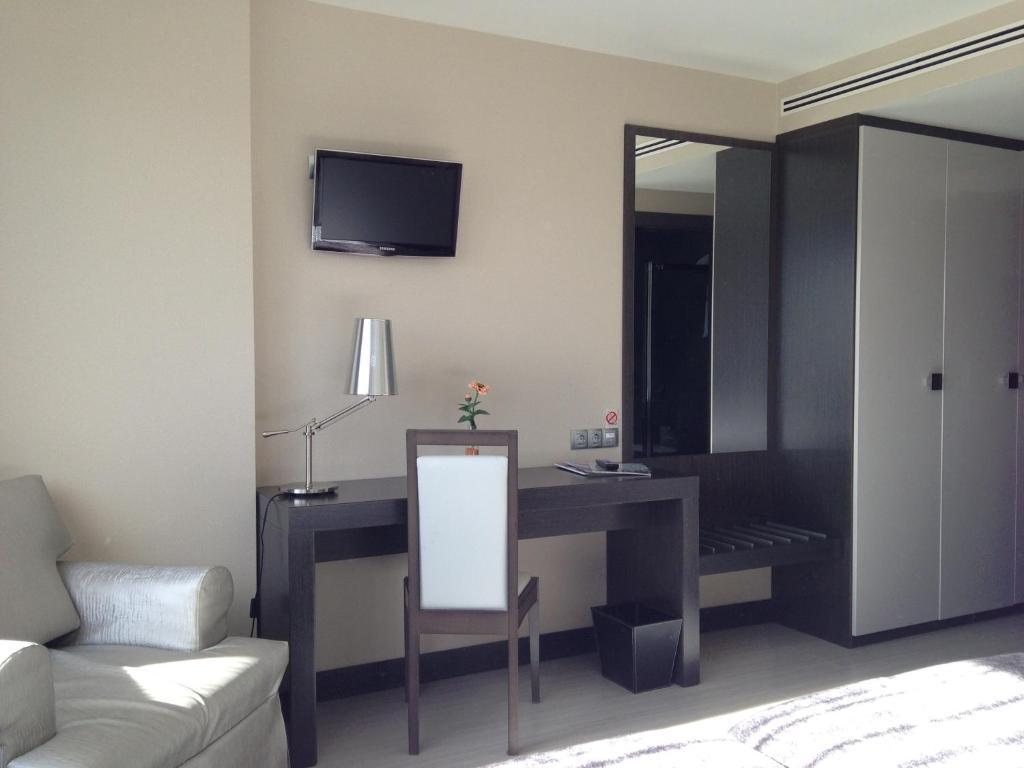 Hotel Adelma Hoznayo Phòng bức ảnh